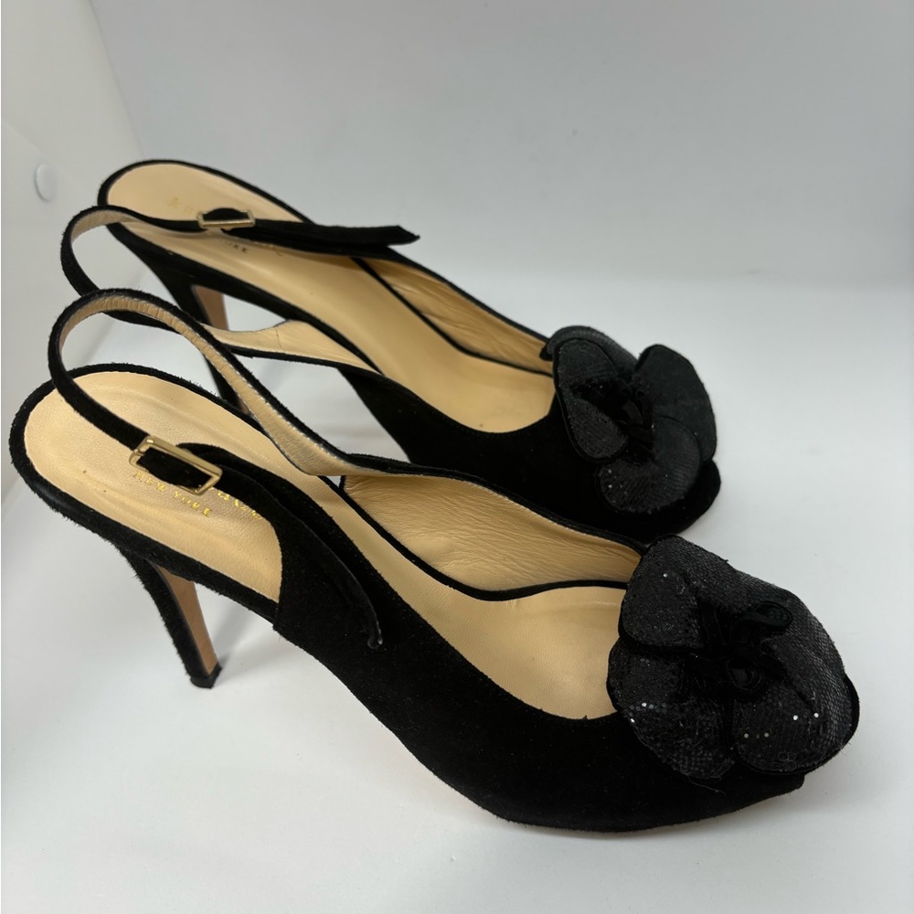 Stunning Kate Spade 4” Slingback Stilettos Size 8 with sequined bow